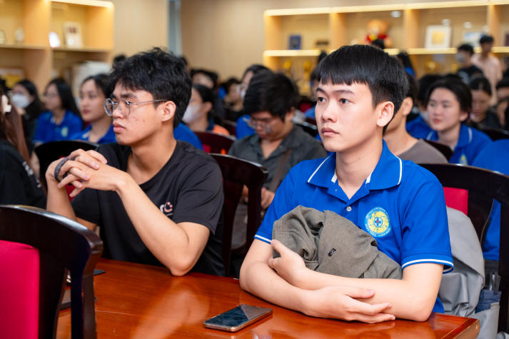 Kỹ năng - Thái độ - Chuyên môn: Bộ ba giúp sinh viên Thú y chinh phục nhà tuyển dụng 50