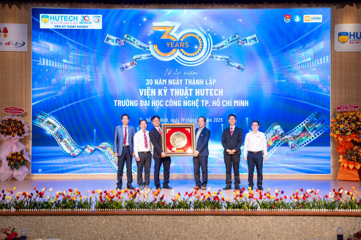 [Video] Trang mới từ dấu mốc 30 năm: Viện Kỹ thuật HUTECH khẳng định vị thế tiên phong trong đào tạo kỹ thuật 59