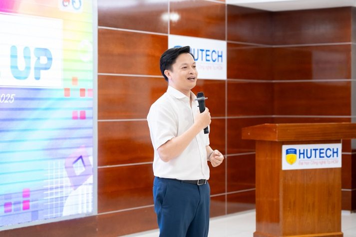 Kịch tính vòng Chung kết VJIT Skill Up 2025 với nhiều tranh biện sắc sảo