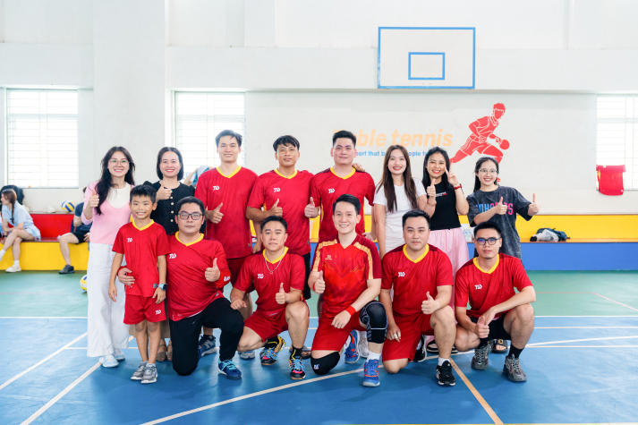 [Hội thao CB-GV-NV HUTECH 2025]: Bóng chuyền nam xác định 4 cái tên tiến vào Bán kết 43