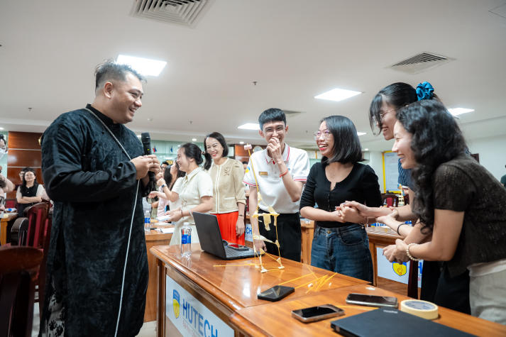 HUTECH trang bị tư duy tổ chức sự kiện từ góc nhìn người làm nghề 72