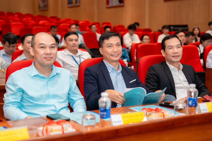 [Video] Tổng kết 05 năm hoạt động khoa học công nghệ, HUTECH định vị chiến lược phát triển giai đoạn mới 35