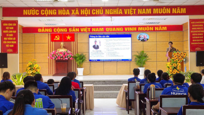 Mùa hè xanh HUTECH 2025 khép lại, mở ra hành trình trưởng thành trong mỗi sinh viên 172