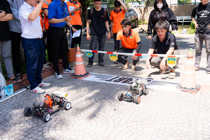 [Video] Kỹ thuật đỉnh cao - Ý tưởng táo bạo: Loạt sản phẩm của sinh viên HUTECH gây sốt 30