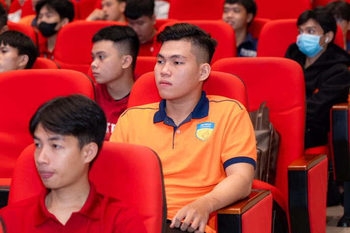 Bùng nổ cảm xúc tại Chung kết Gala Văn nghệ Viện Kỹ thuật 2025 83