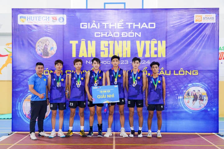 [Giải Thể thao Chào đón Tân Sinh viên] Team Cừu chiến đăng quang ngôi vô địch nội dung Bóng chuyền nam 67