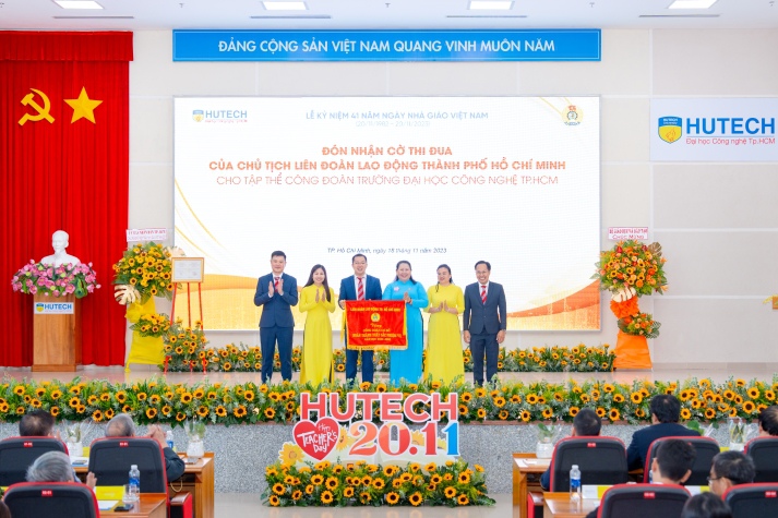 [Video] HUTECH long trọng tổ chức Lễ kỷ niệm 41 năm Ngày Nhà giáo Việt Nam 87