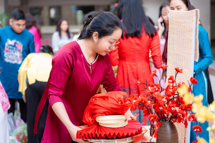 [Video] Sắc xuân HUTECH 2026: Gìn giữ sắc xuân truyền thống, lan tỏa tinh thần gắn kết 50