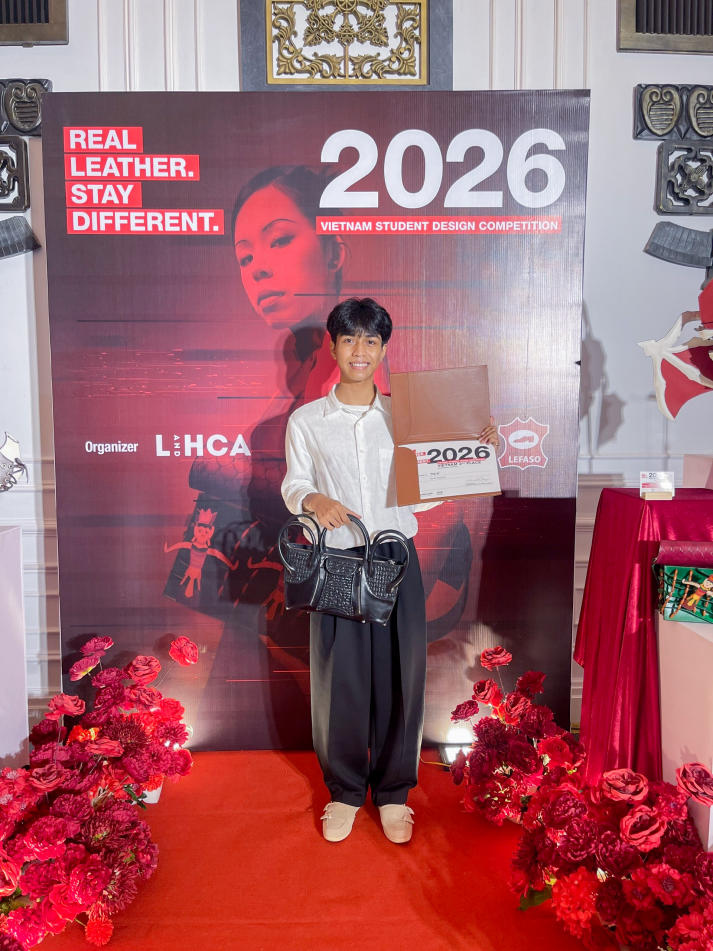 Sinh viên Thiết kế thời trang chinh phục giải Nhì “Real Leather. Stay Different” Việt Nam 2026 4