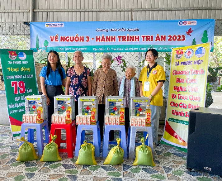 Sinh viên Khoa Dược HUTECH thực hiện chuyến hành trình tri ân 2023 tại Củ Chi 67