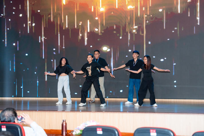 Sinh viên HUTECH - SLSU hòa nhịp văn hóa tại “Boundless Beats” 72