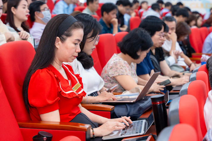 Giảng viên HUTECH tìm hiểu về tích hợp trí tuệ nhân tạo trong giáo dục đại học cùng chuyên gia Đại học Columbia 117