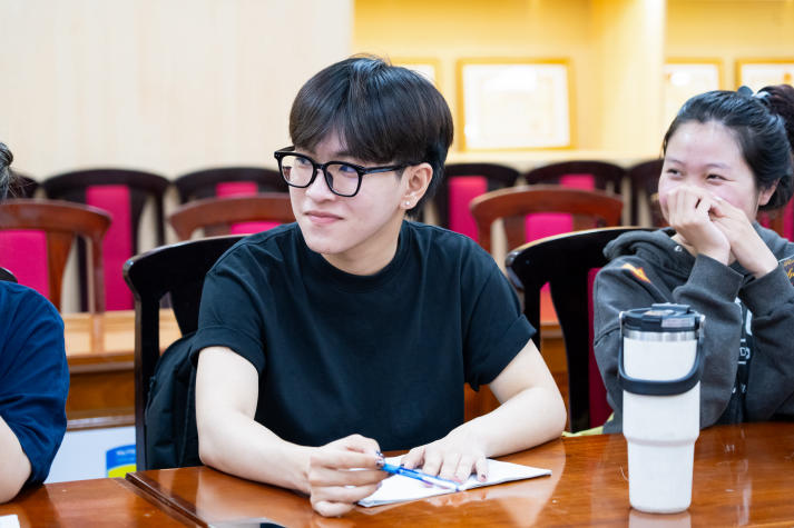 Mở rộng tư duy nghiên cứu bằng AI: Sinh viên Khoa Kiến trúc - Mỹ thuật học cách biến ý tưởng thành đề tài khoa học 49