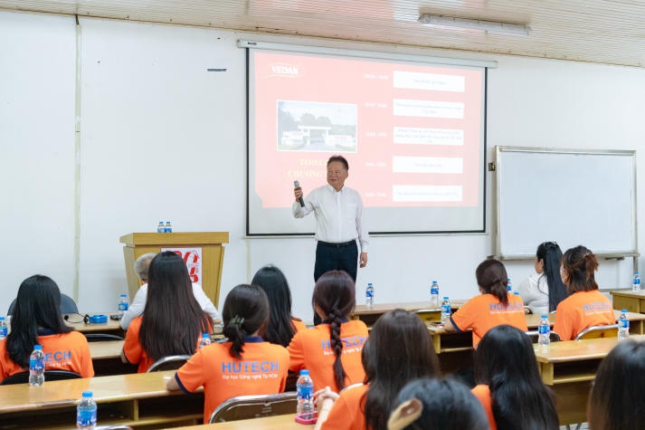 Sinh viên Khoa Trung Quốc học tham quan thực tế Công ty Cổ phần Hữu hạn Vedan Việt Nam 43