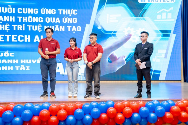 Giá trị khác biệt từ 5 trụ cột đào tạo của HUTECH 27