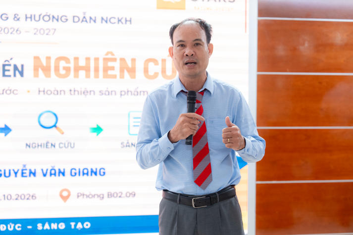 Gỡ “nút thắt” trên hành trình nghiên cứu khoa học của sinh viên Truyền thông - Thiết kế 75