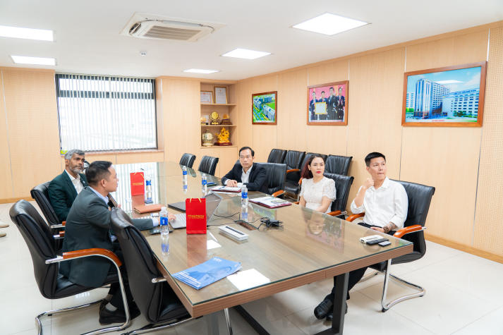 HUTECH thảo luận cùng ABE thúc đẩy hợp tác giáo dục xuyên quốc gia 55