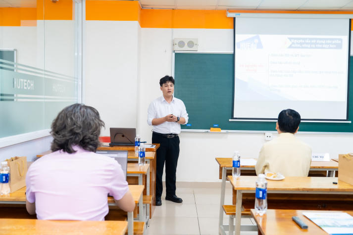 Hội nghị Khoa học Xã hội và Ngôn ngữ 2026 tại HUTECH chính thức diễn ra vào ngày 02/4 40