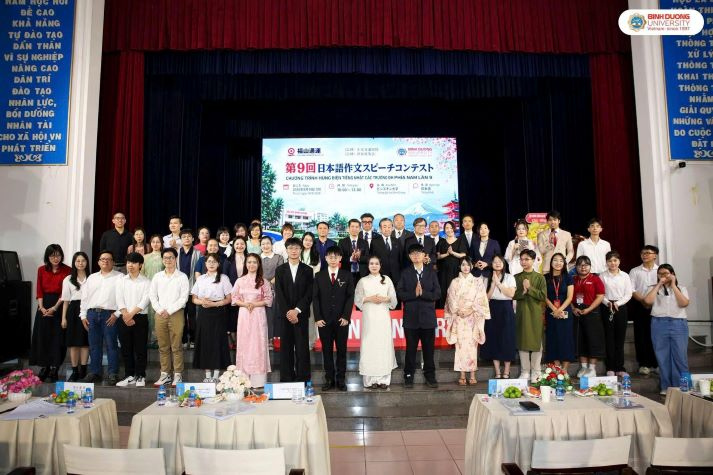 Hai nữ sinh HUTECH ghi dấu ấn tại Cuộc thi Hùng biện tiếng Nhật khu vực phía Nam 11