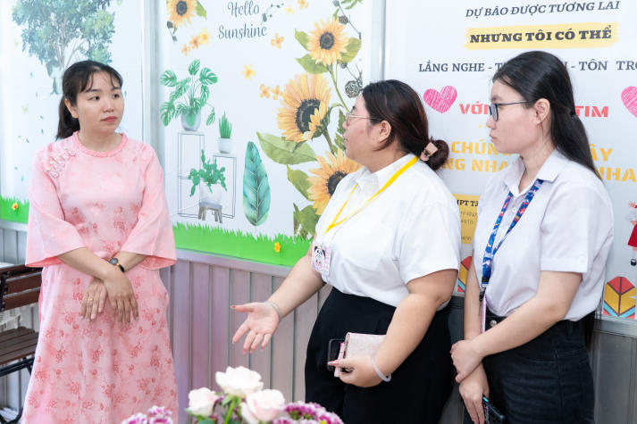 Sinh viên Tâm lý học trải nghiệm nghề chuyên viên tâm lý học đường ngay từ năm 2 44