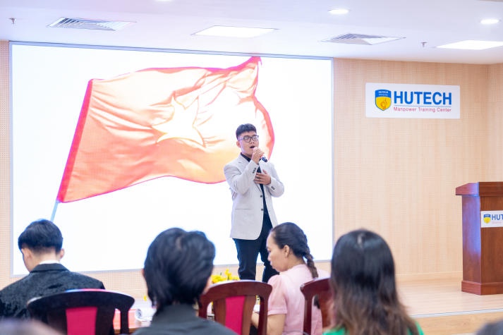 IT Music Festival 2024 - Nơi tỏa sáng tài năng âm nhạc của IT-ers HUTECH 30