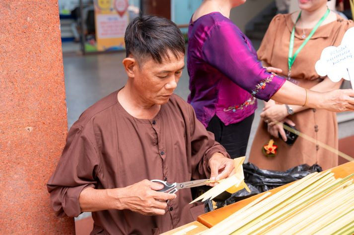 “Trung thu Hội nhập - Sắc màu đa văn hóa” tại HUTECH: Gắn kết sinh viên, lan tỏa giá trị văn hóa 90