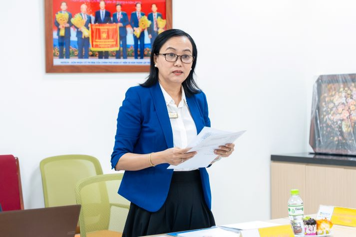 Luận án Tiến sĩ ngành Quản trị kinh doanh làm rõ động lực ứng dụng công nghệ trong doanh nghiệp bán lẻ 65