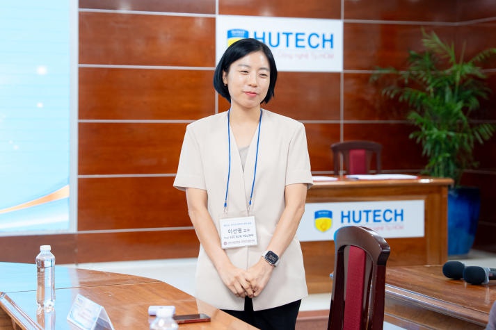 Mở rộng "hệ sinh thái" hợp tác quốc tế, HUTECH ký MOU cùng Trường The Cyber University Of Korea, Hàn Quốc 73