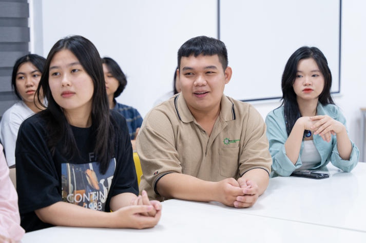 Giao lưu cùng NSƯT Hạnh Thúy, sinh viên Truyền thông đa phương tiện “bỏ túi” kinh nghiệm về Nghệ thuật dàn dựng sân khấu 59