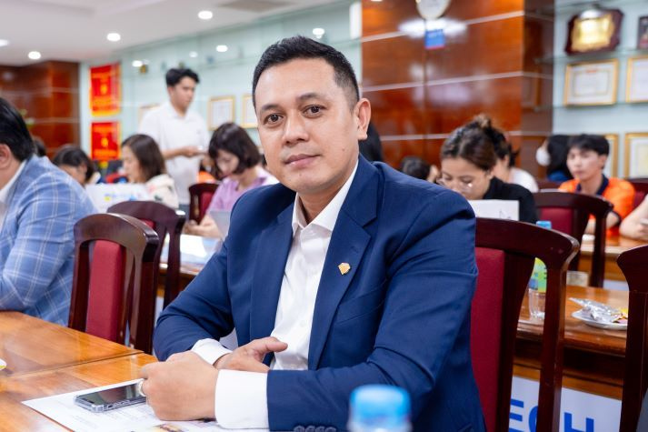 [Video] Sinh viên Khoa Tài chính - Thương mại “giải mã” Fintech, định hướng nghề nghiệp thời đại 4.0 30