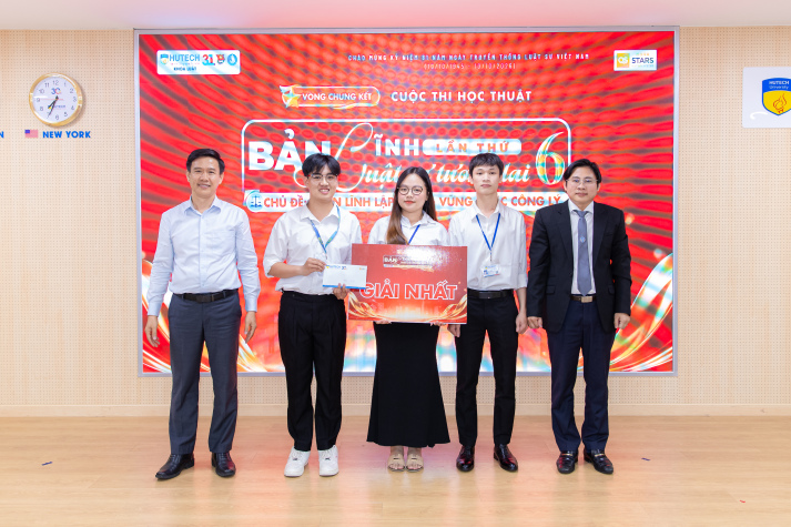 Sinh viên Luật tranh biện sắc bén, thể hiện bản lĩnh tại “Bản lĩnh Luật sư tương lai” lần 6 162
