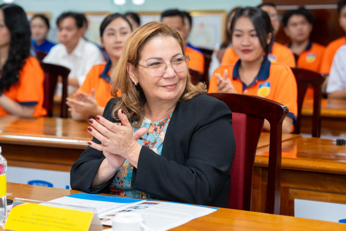 HUTECH welcomes Deputy Minister of Higher Education of the Republic of Cuba, strengthening international collaboration in education and research 31