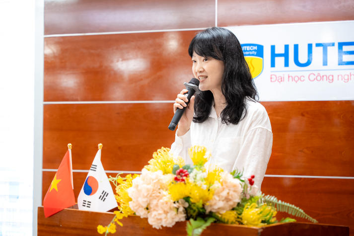 A burst of cultural colors at the Vietnam - Korea Cultural Festival 2025: Connection and integration 132