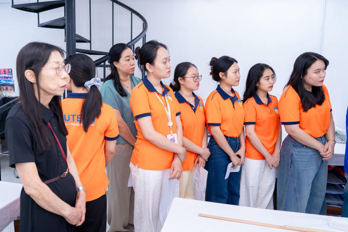 “Zoom cận cảnh” văn hóa Nhật: Sinh viên Khoa Nhật Bản học khám phá thế giới Kimono tại Nihonwasou 25