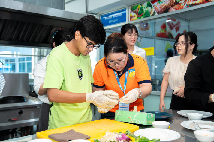 [Video] HUTECH Global Camp 2026 chính thức khai mạc, quy tụ sinh viên 6 trường đại học quốc tế 66
