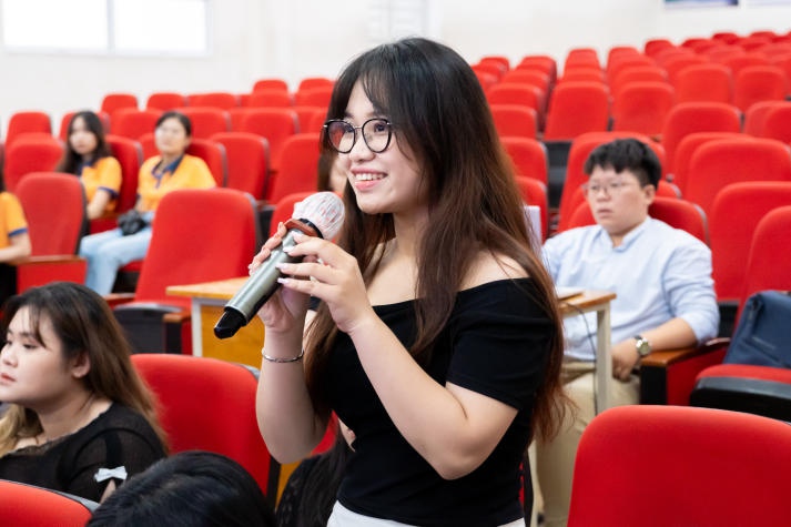 Sinh viên VJIT cập nhật xu hướng chuyện nghề Marketing 72