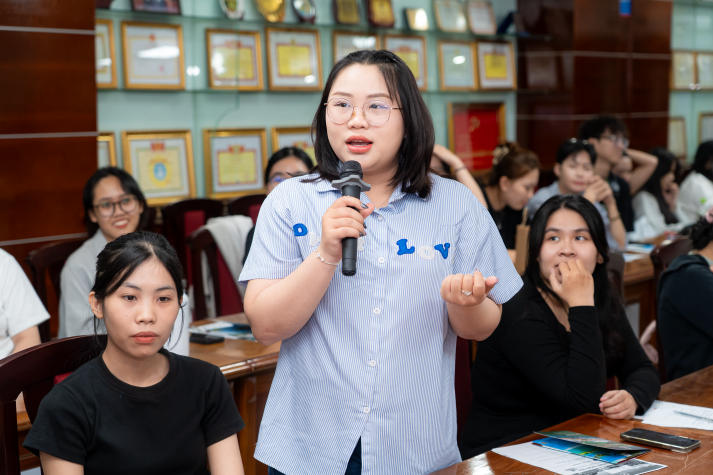 Sinh viên Khoa Hàn Quốc học khám phá cơ hội nghề nghiệp du lịch cùng đại diện Selectum Noa Cam Ranh 67