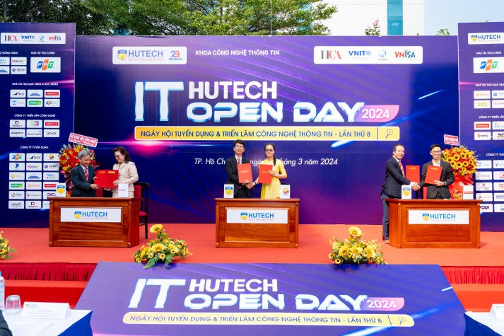 [Video] Gần 50 doanh nghiệp “săn” nhân sự công nghệ chất lượng tại HUTECH IT Open Day 2024 122