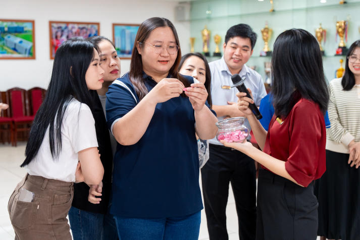 Nâng cao năng lực chăm sóc sức khỏe tinh thần sinh viên qua hoạt động tập huấn tại HUTECH 71