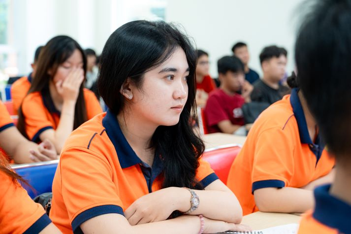[Ảnh] HUTECH Innovatalk 2026: Sinh viên giải bài toán nông nghiệp đa giá trị từ thực tiễn xã Bình Mỹ (TP.HCM) 157