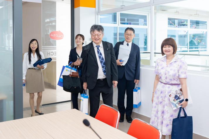 Connecting with Ibaraki Christian University, HUTECH’s Faculty of Japanese Studies students gain greater access to international opportunities 30