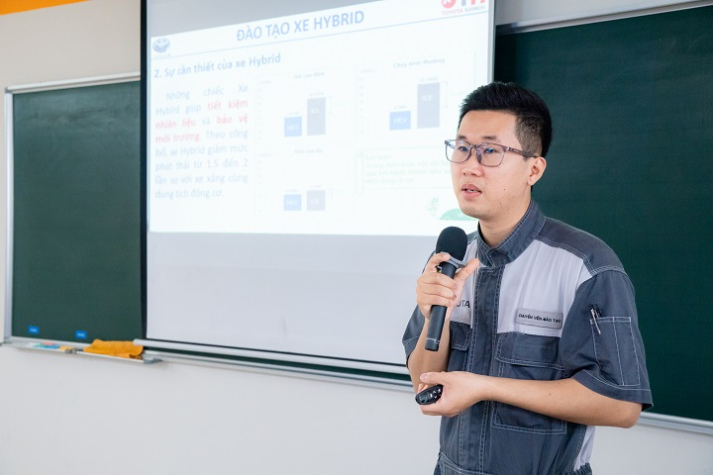 Mở lối sự nghiệp kỹ sư ô tô tại Nhật: Sinh viên VJIT tiếp cận chương trình đào tạo tại Toyota 14