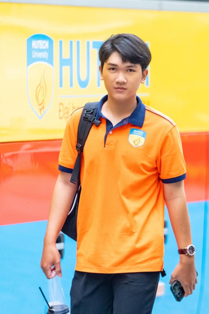 Gương mặt tân sinh viên: Nguyễn Trần Gia Bảo đam mê nghiên cứu khoa học và cháy hết mình với các hoạt động Đoàn - Hội 9