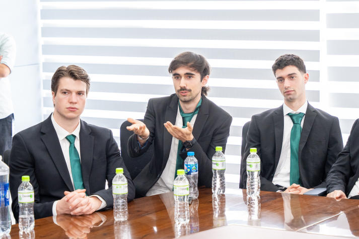 HUTECH welcomes students from University of Groningen for international academic exchange 121