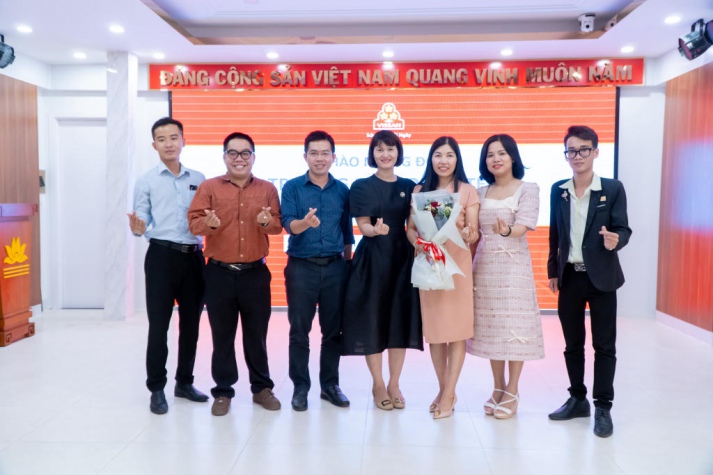 Sinh viên Khoa Tài chính - Thương mại HUTECH tham quan Công ty CP Việt Nam Kỹ nghệ Súc sản VISSAN 31