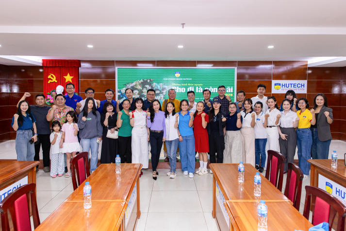 Doanh nhân, cựu sinh viên HUTECH trao yêu thương đến 55 em nhỏ tại Mái ấm An Lạc 9