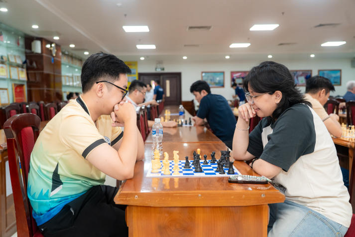 [Hội thao CB-GV-NV HUTECH 2025]: Gay cấn từng nước cờ - Các kỳ thủ tài ba chính thức lộ diện 17