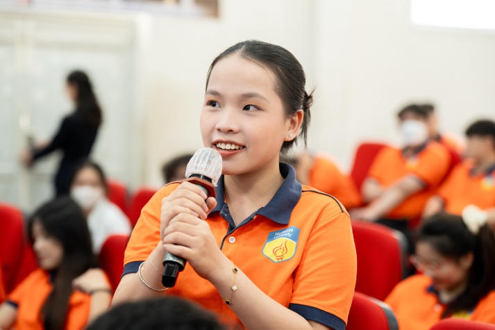 [Video] CEO Nguyễn Quốc Kỳ kể chuyện chinh phục ước mơ cùng sinh viên HUTECH 134