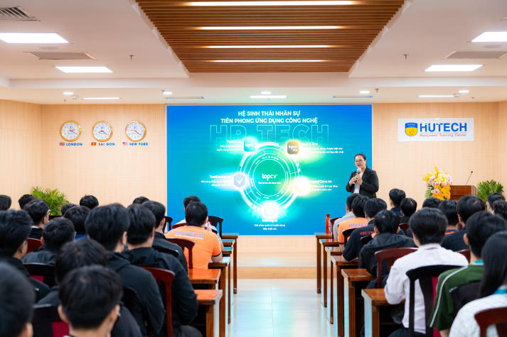 Sinh viên Công nghệ thông tin “giải mã” thị trường lao động và kỹ năng chinh phục nhà tuyển dụng cùng TopCV 16