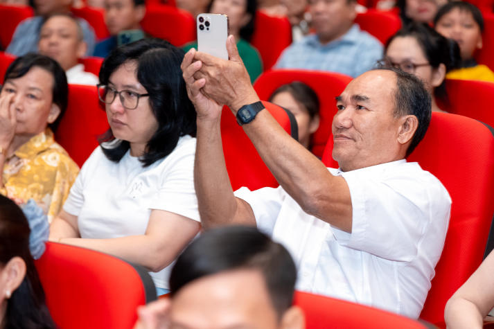 Từ giảng đường đến hành trình học tập suốt đời của tân khoa HUTECH 77